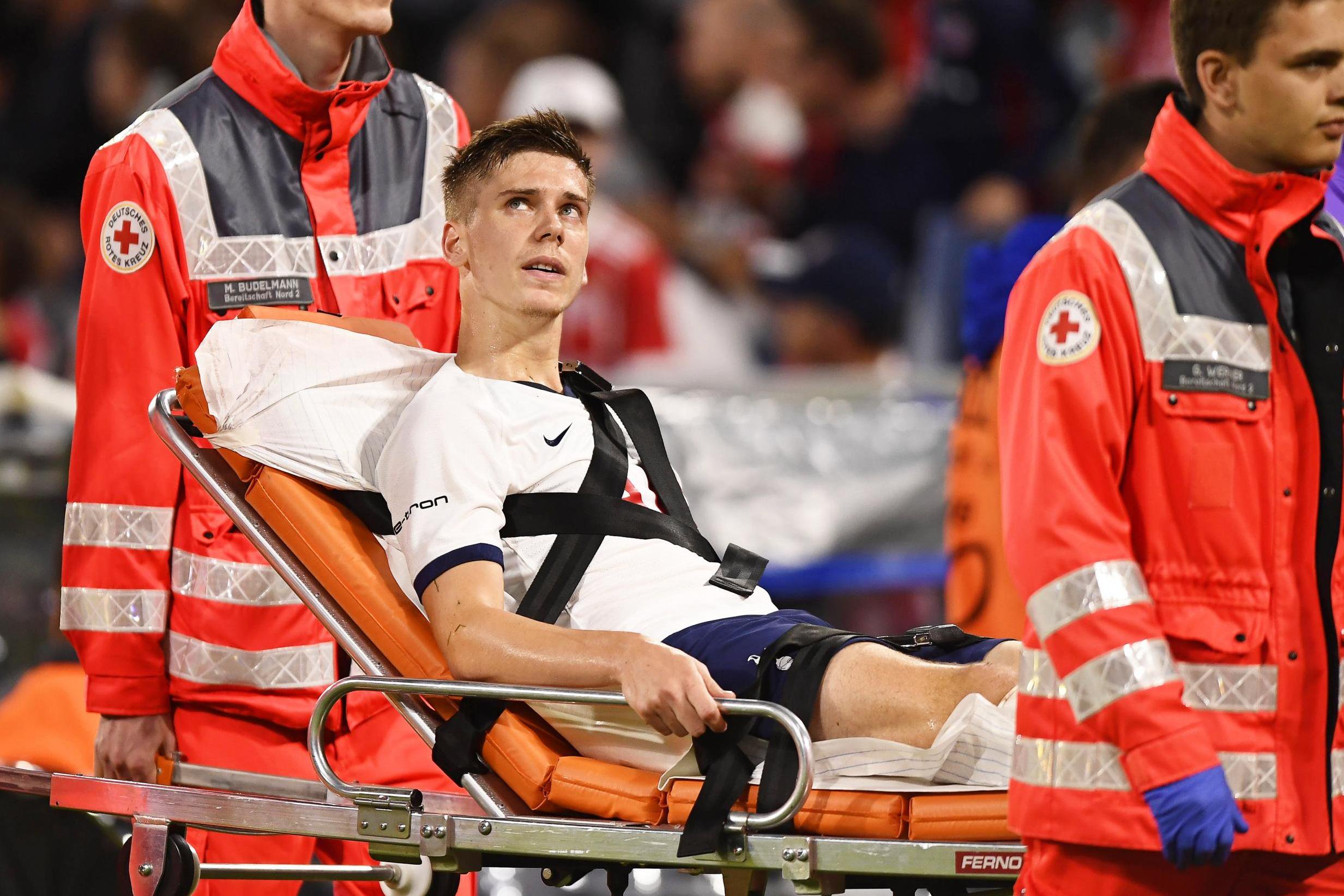 Juan FOYTH suffers looking injury for Tottenham Hotspur | Mundo Albiceleste