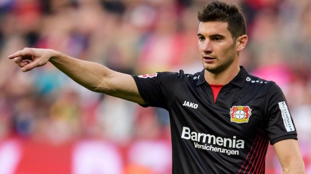 Lucas ALARIO of Bayer Leverkusen called to Argentina team | Mundo Albiceleste