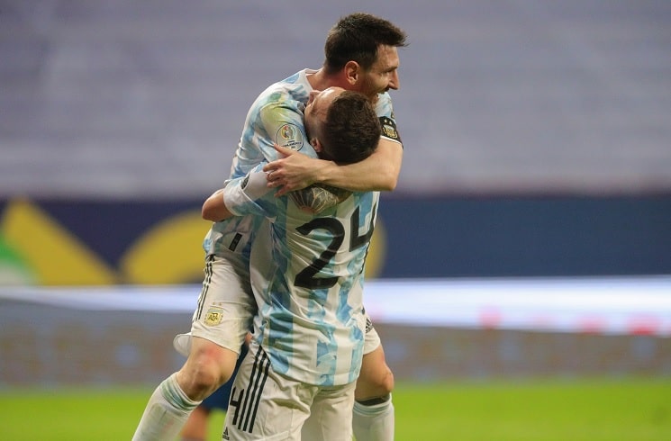 Alejandro Papu Gomez scores as Argentina seal Copa America knockout place |  Mundo Albiceleste