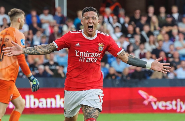 Enzo Fernández scores for Benfica in 3-1 win vs. Midtjylland | Mundo