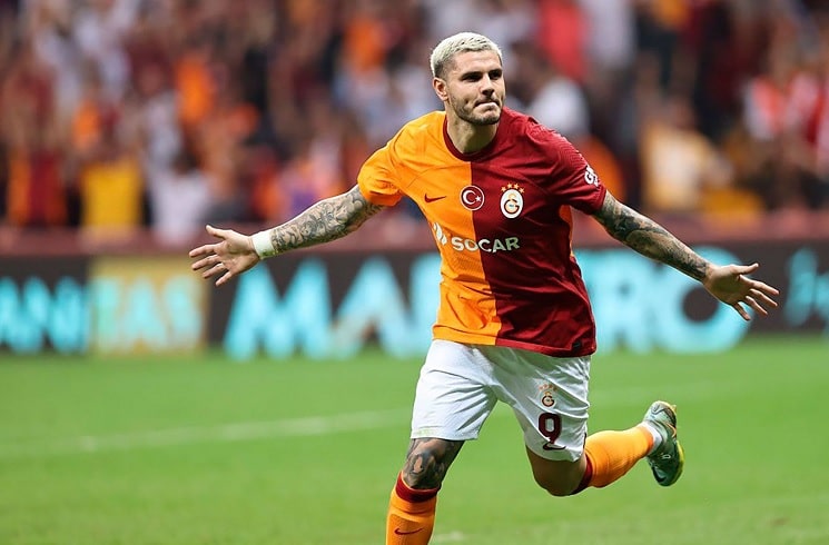 Mauro Icardi scores for Galatasaray in Champions League qualifier