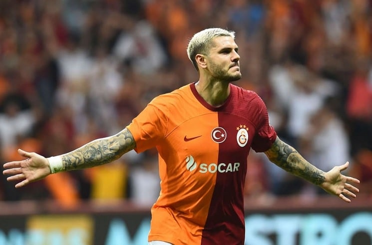 Mauro Icardi scores volley for Galatasaray in Champions League playoff