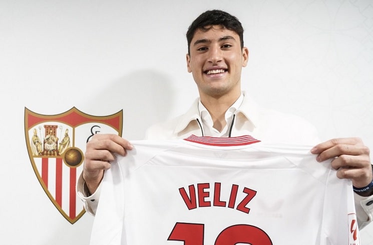 Alejo Véliz joins Sevilla from Tottenham Hotspur on season long loan | Mundo Albiceleste