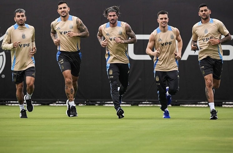 Argentina national team train in Miami, preparations begin for Copa America