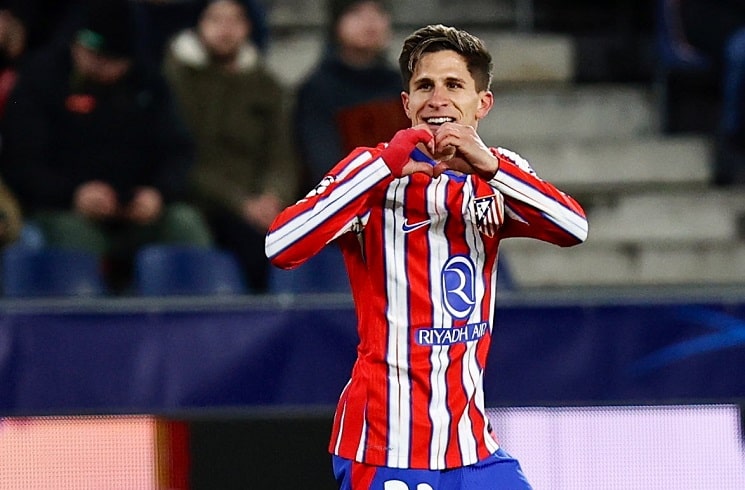Giuliano Simeone scores and assists for Atletico Madrid in 4-1 win vs. RB Salzburg