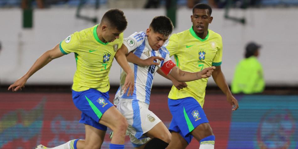 Argentina U20 draw 1-1 vs. Brazil, Claudio Echeverri scores