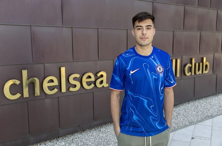 Olympique Marseille and Atalanta interested in Aaron Anselmino of Chelsea