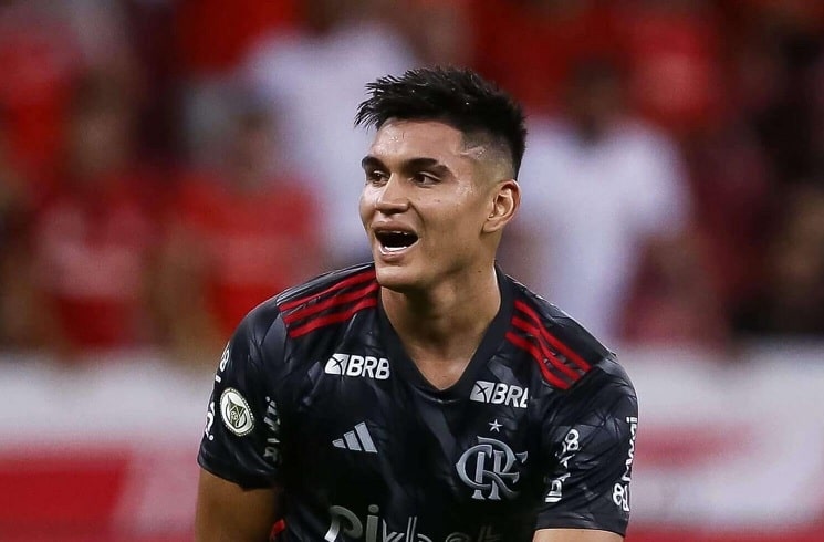 Carlos Alcaraz to join Everton from Flamengo