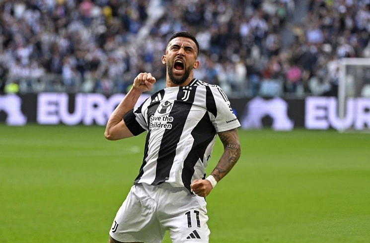 Nicolás González scores for Juventus in 2-0 win vs. Monza