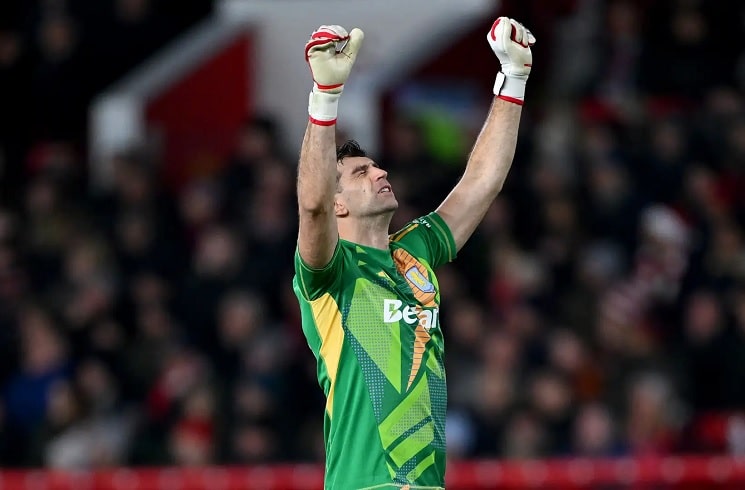 Emiliano Martínez nominated for Premier League Save of the Season