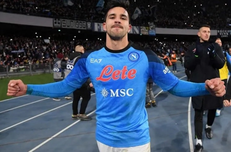 Giovanni Simeone wins Serie A with Napoli after 2-0 win vs. Cagliari