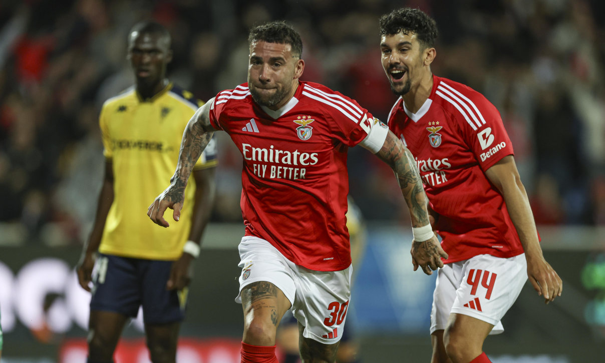 Nicolas Otamendi scores for Benfica in 2-1 win vs. Estoril