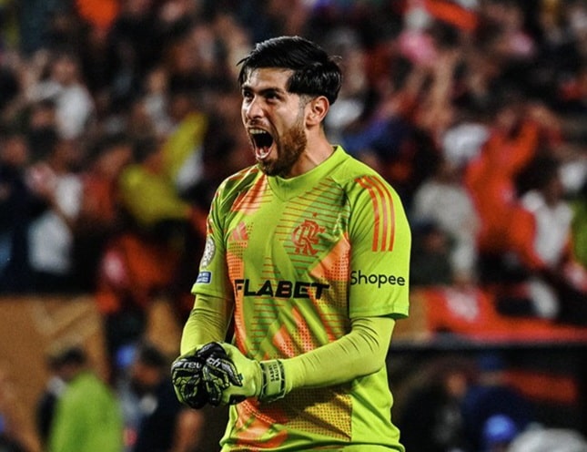 Agustín Rossi keeps clean sheet for Flamengo vs. Espérance de Tunis