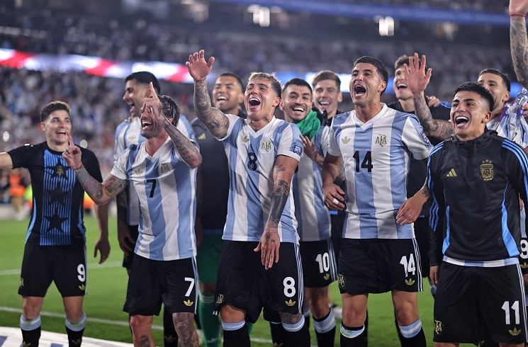Argentina vs. Chile World Cup qualifier preview, kick off times