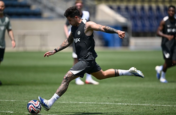 Enzo Fernández and Chelsea look to advance at Club World Cup