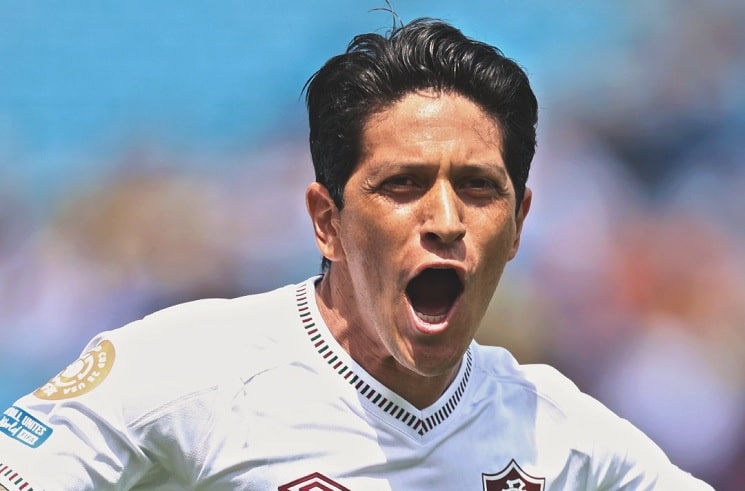 Germán Cano scores for Fluminense in 2-0 win vs. Inter at Club World Cup
