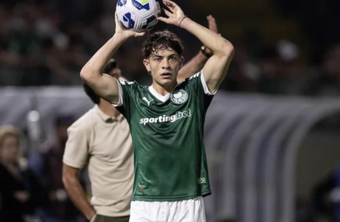 AS Roma and Napoli looking to sign Agustín Giay from Palmeiras