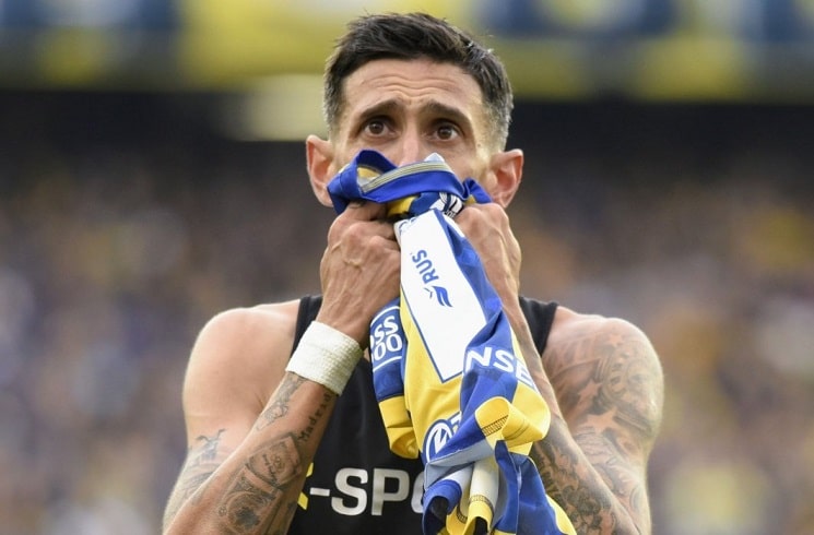 Ángel Di María scores on his return to Rosario Central, substituted out injured
