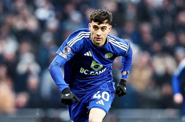 Leeds and West Ham United lead the race to sign Facundo Buonanotte