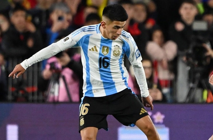 Thiago Almada suffers muscle injury