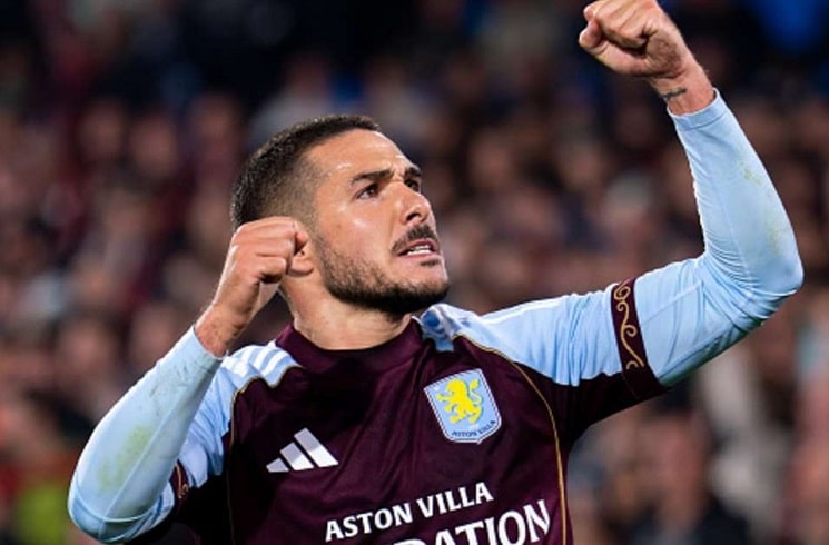 Emiliano Buendía scores for Aston Villa in 2-0 win vs. Feyenoord