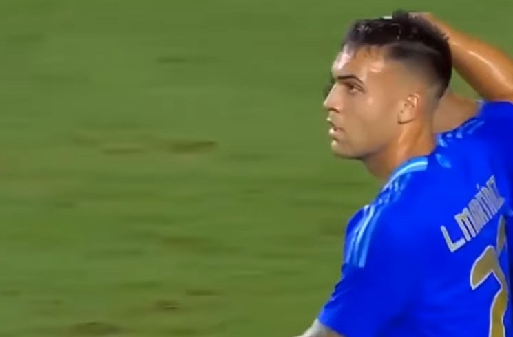 Lautaro Martínez with 14 goals, 3 assists in last 20 matches with Argentina national team