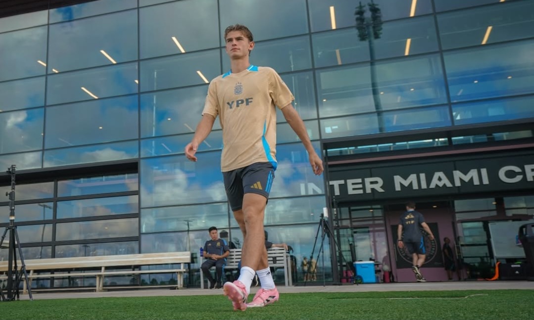 Nico Paz with big chances of starting for Argentina vs. Venezuela
