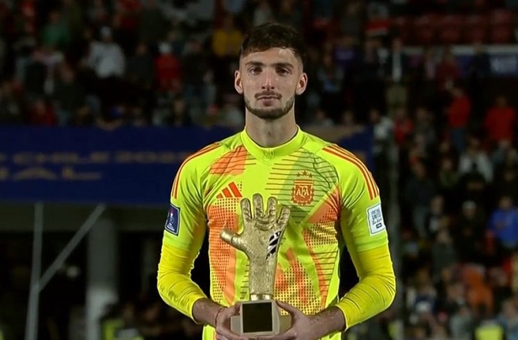 Santino Barbi named best goalkeeper at the U20 World Cup