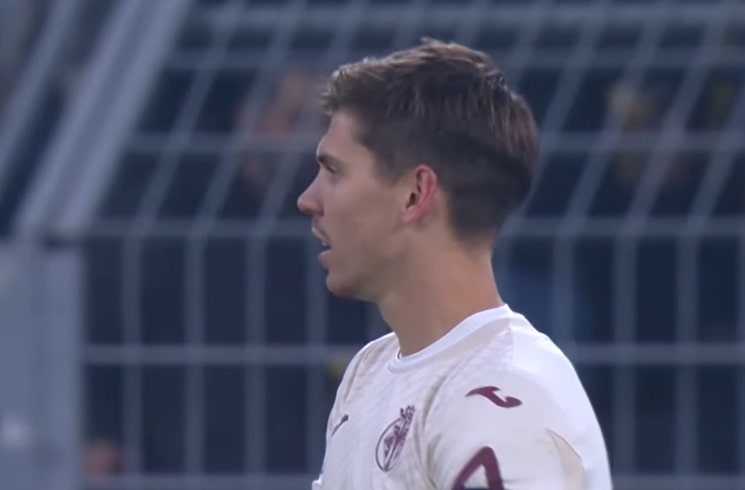 Aarón Anselmino assists for Borussia Dortmund, Juan Foyth red carded for Villarreal