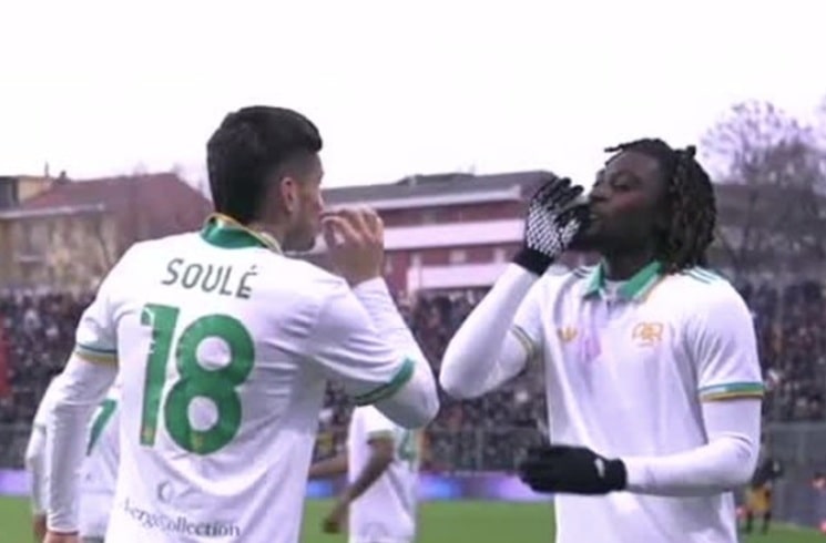 Matías Soulé scores for Roma in 3-1 win vs. Cremonese