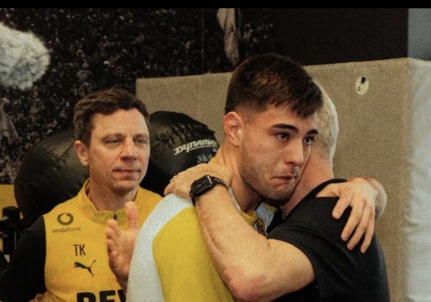 Aaron Anselmino leaves Borussia Dortmund and rejoins Chelsea