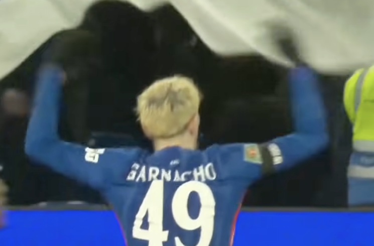 Alejandro Garnacho scores twice for Chelsea in 3-2 loss vs. Arsenal