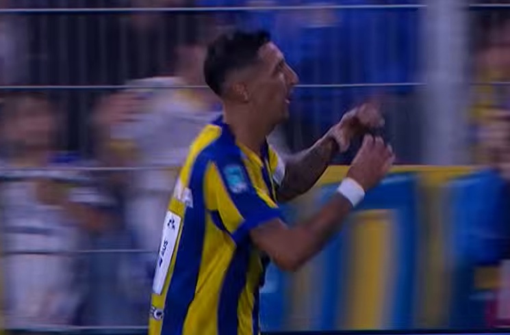 Ángel Di María scores for Rosario Central in 2-0 win vs. Barracas Central