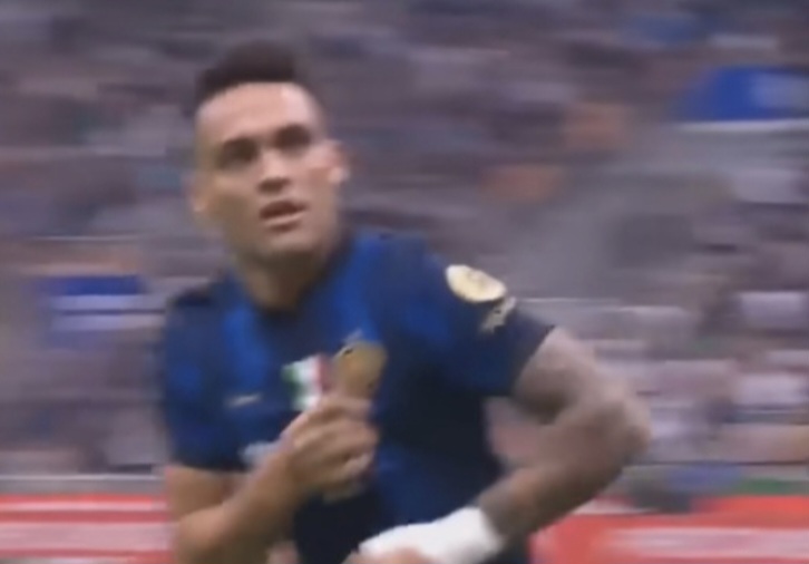 Lautaro Martínez substituted out injured for Inter