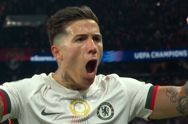 Enzo Fernández scores, assists for Chelsea in 5-2 loss vs. Paris Saint-Germain