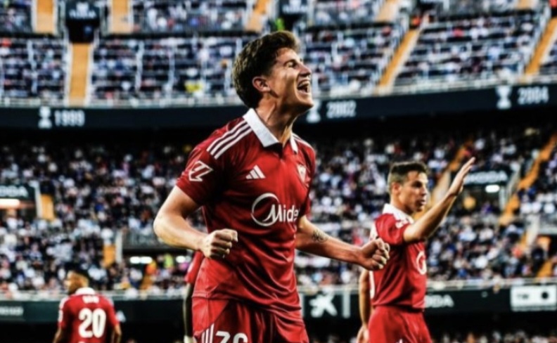 Joaquín Martínez: The Sevilla left-back with Argentine roots on Lionel Scaloni’s radar