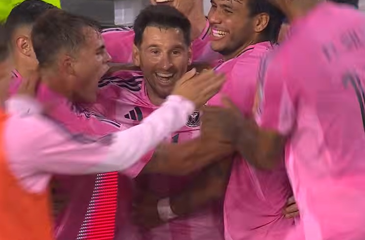 Lionel Messi scores twice, assists for Inter Miami in 4-2 win vs. Orlando City