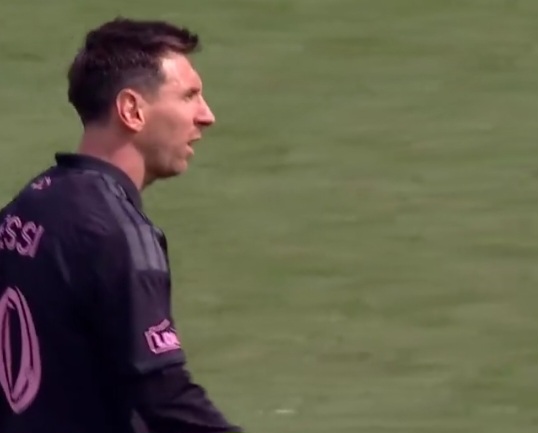 Lionel Messi scores for Inter Miami in 3-2 win vs. New York City