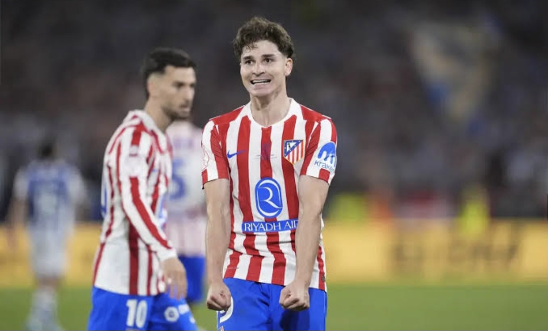 Julián Álvarez scores but misses penalty as Atlético Madrid fall in Copa del Rey final
