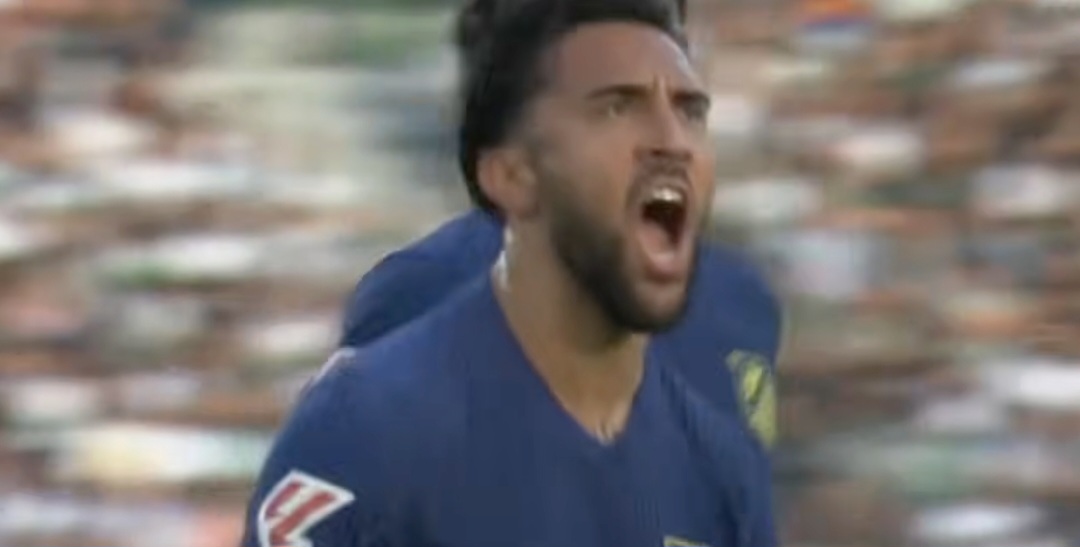 Nicolás González scores twice, Thiago Almada red carded for Atlético Madrid in 3-2 loss vs. Elche