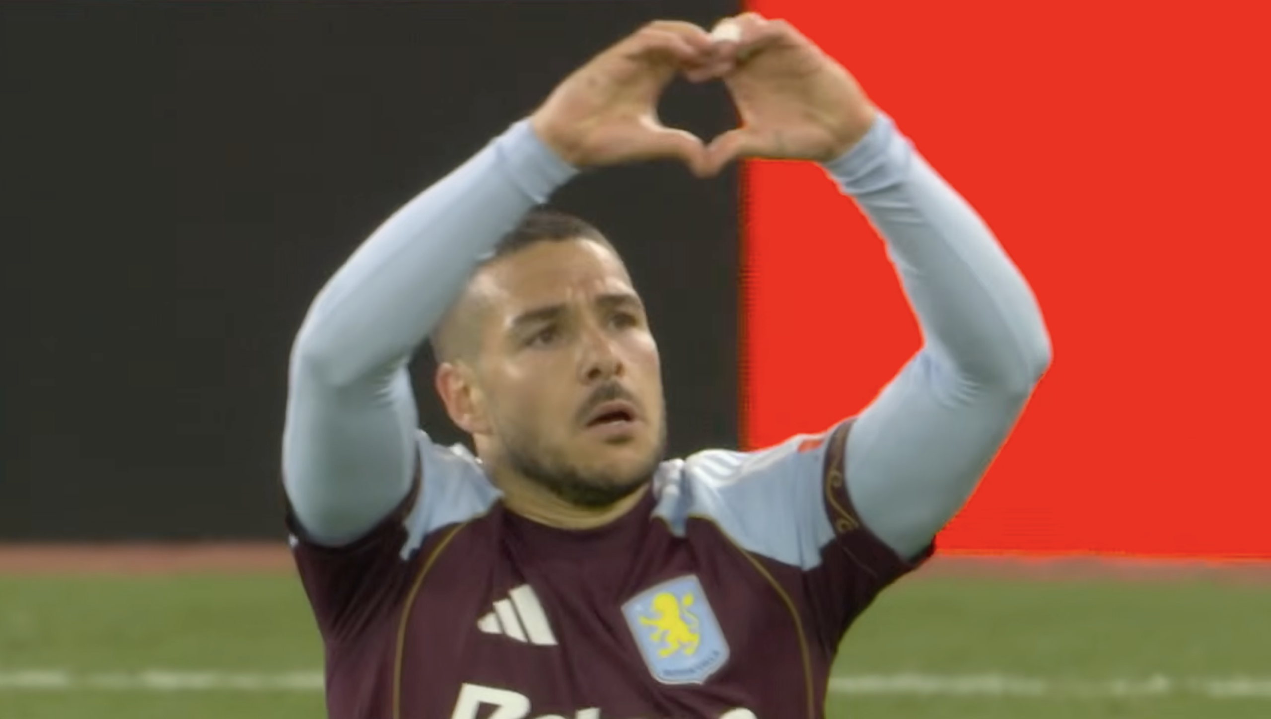 Emiliano Buendía scores for Aston Villa in 2-1 loss vs. Tottenham