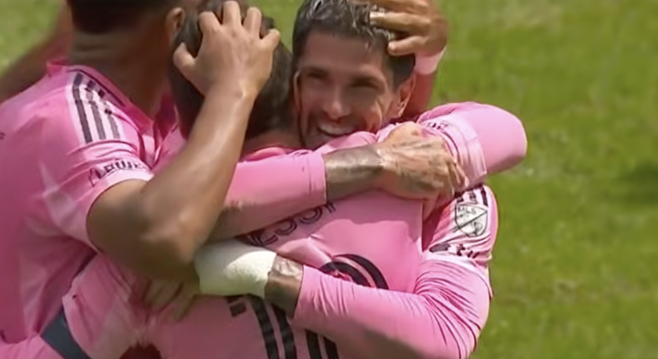 Lionel Messi and Rodrigo De Paul score for Inter Miami in 4-2 win vs. Toronto FC
