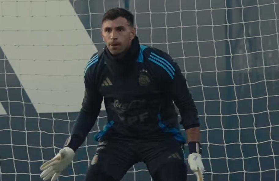 Emiliano Martínez set to miss Argentina’s friendly matches before World Cup