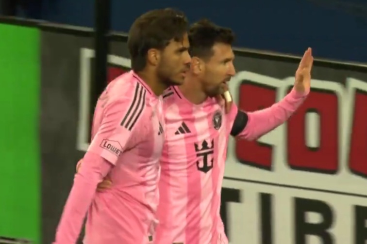 Lionel Messi scores a hat trick, assists for Inter Miami in 5-3 win vs. Cincinnati
