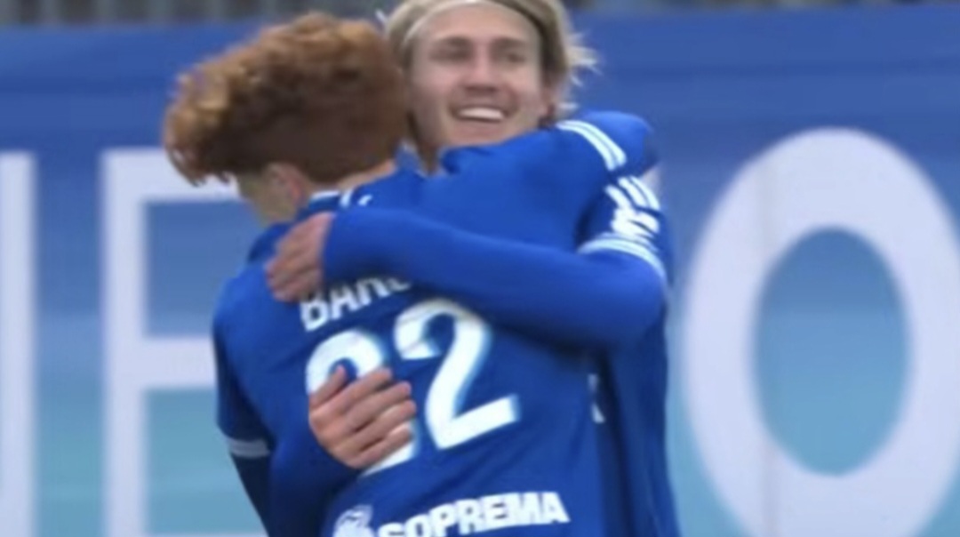 Valentín Barco scores for Strasbourg in 2-1 win vs. Brest