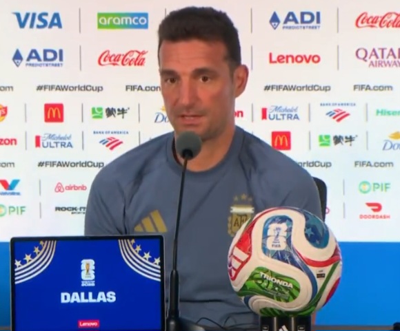 Argentina national team coach Lionel Scaloni speaks after 2-0 win vs. Austria, Lionel Messi