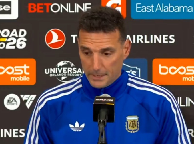 Argentina national team coach Lionel Scaloni speaks on Leonardo Balerdi’s replacement