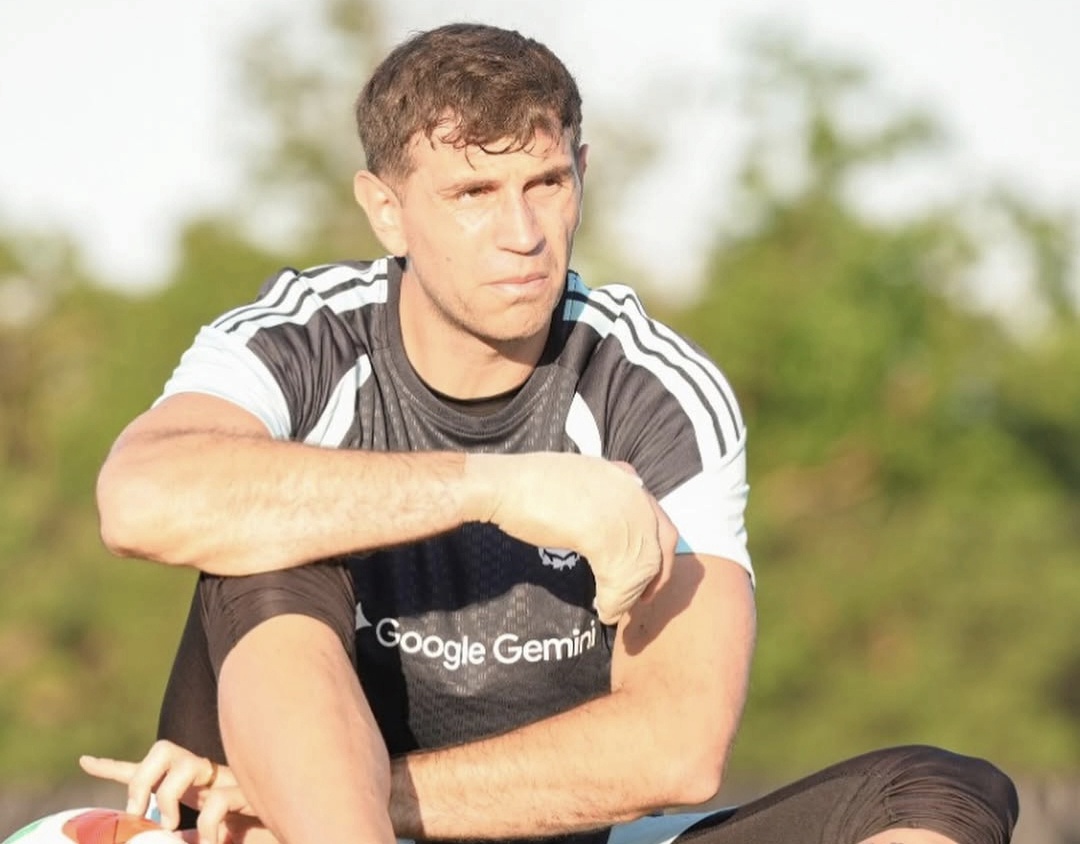 Emiliano Martínez posts message after Argentina national team training