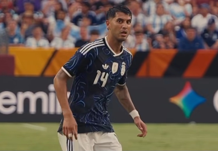 Exequiel Palacios fighting for a place to start for Argentina vs. Algeria at World Cup