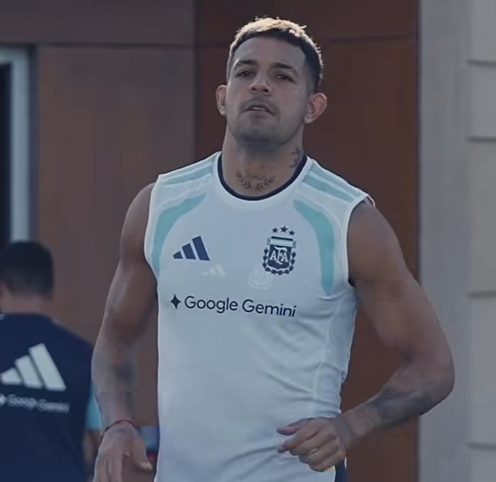 Facundo Medina to start for Argentina vs. Algeria